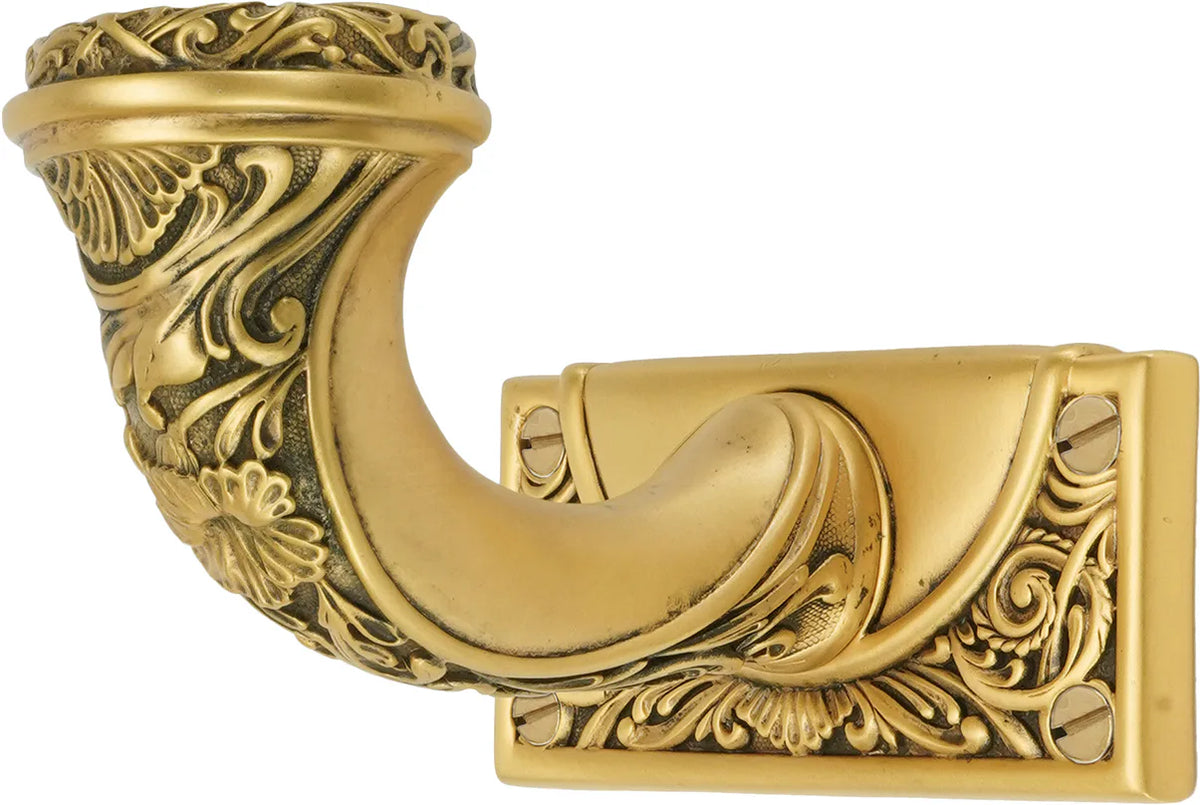 Georgetown Large Hook, Museum Gold Finish 2307/1