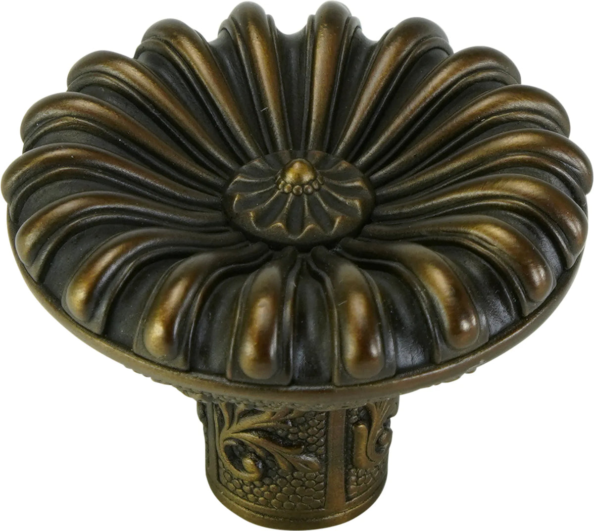 Edgar Berebi Nantucket Knob In Vintage Bronze Plate 7177VB