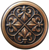 Fleur-de-Lis Knob