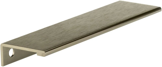 Lincoln Contemporary Aluminum Edge Pull BP9898128CHBRZ