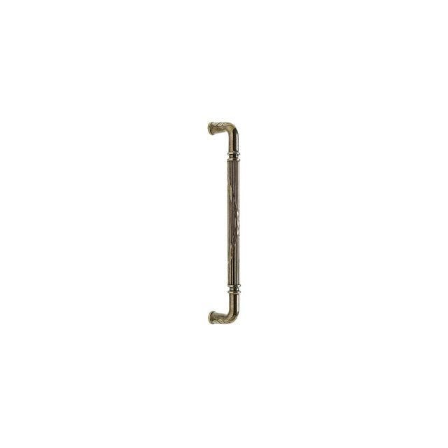 Ribbon & Reed Grip – 19 3/8″
