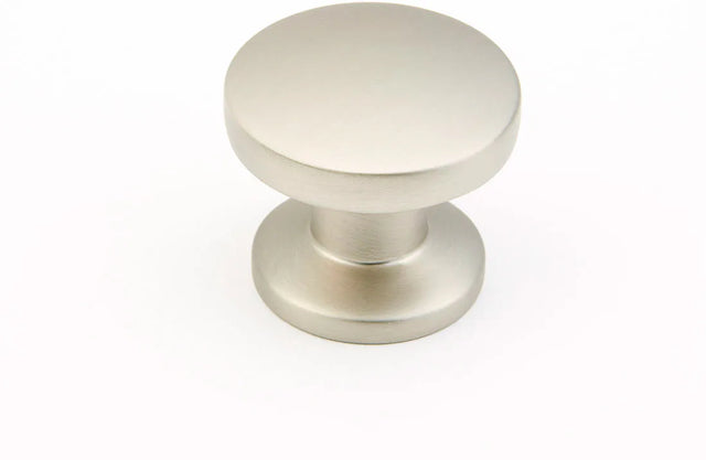 Northport Knob, Round, 1-3/8'' dia 211