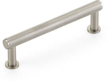 Pub House Pull, Knurled, Brushed Nickel, 4'' cc 5004-BN