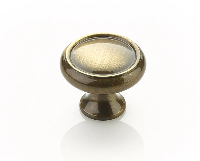 Traditional Knob, Round, Antique Brass, 1-1/4'' dia 711-AB