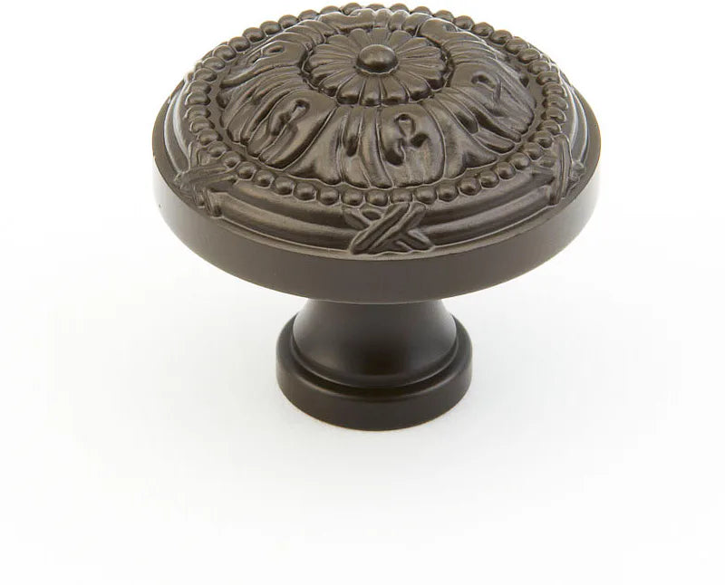 Versailles Knob, Round, 1-1/2'' dia